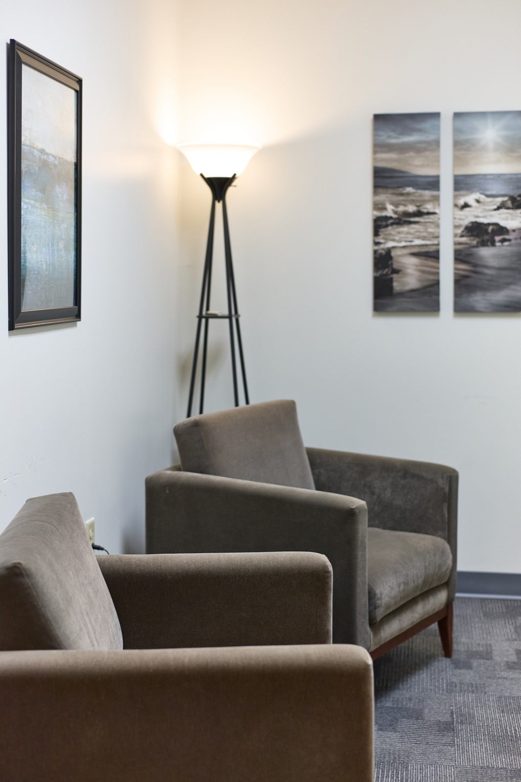 Private therapy room for outpatient addiction treatment and drug rehab in Dallas and San Antonio, TX